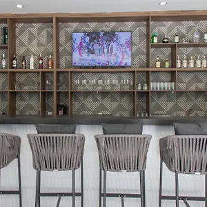 By Ihg Hotel